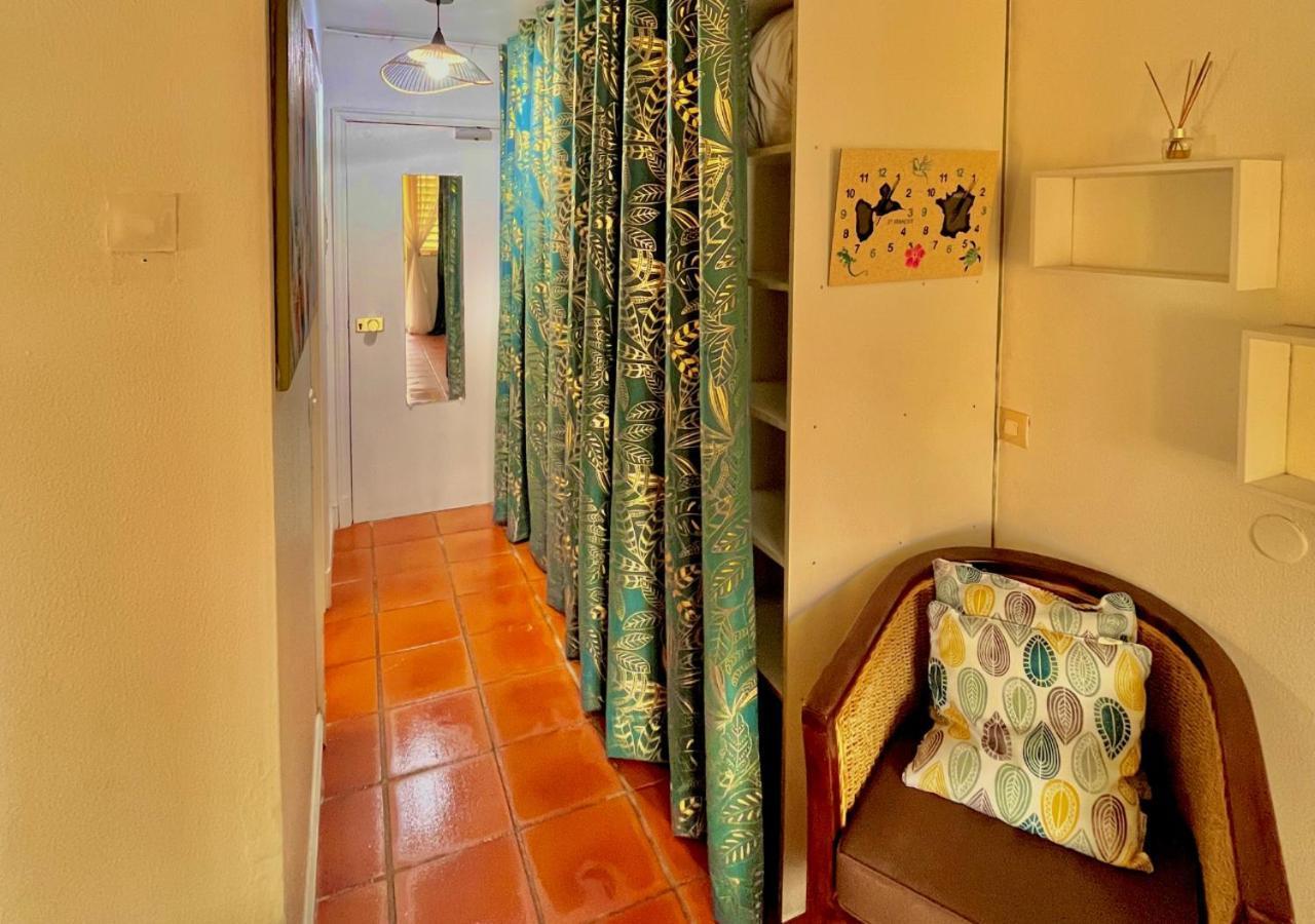 Chaleureux Studio 4 Personnes - Residence Anse Des Rochers - " Les Alizes Du Soir " Tout Equipe Et Citerne D'Eau Сен Франсоа Екстериор снимка
